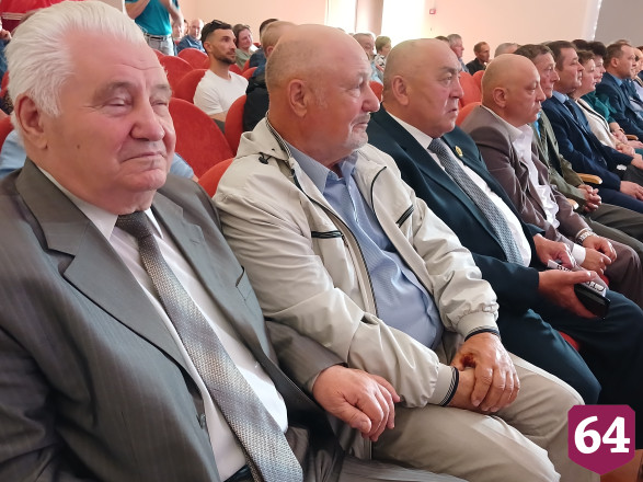 В Саратовской области слет животноводов посвятили единству народов России
